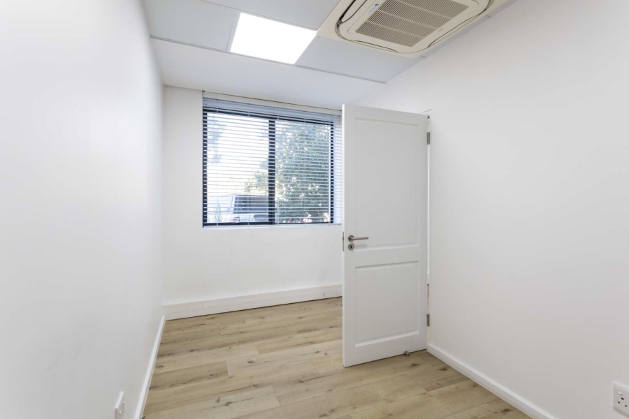 To Let commercial Property for Rent in Val De Vie Estate Western Cape